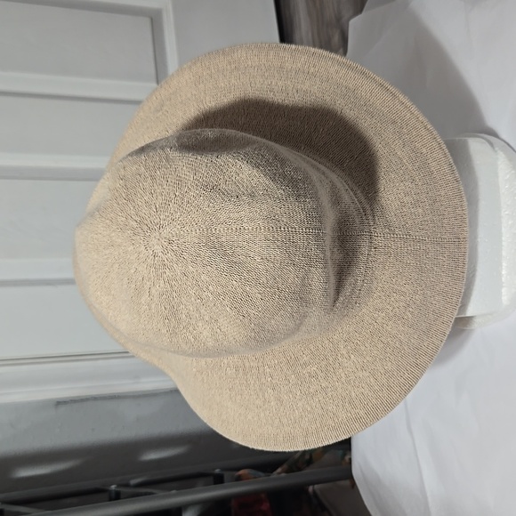 Tan cute medium brim hat Floppy - Picture 10 of 11